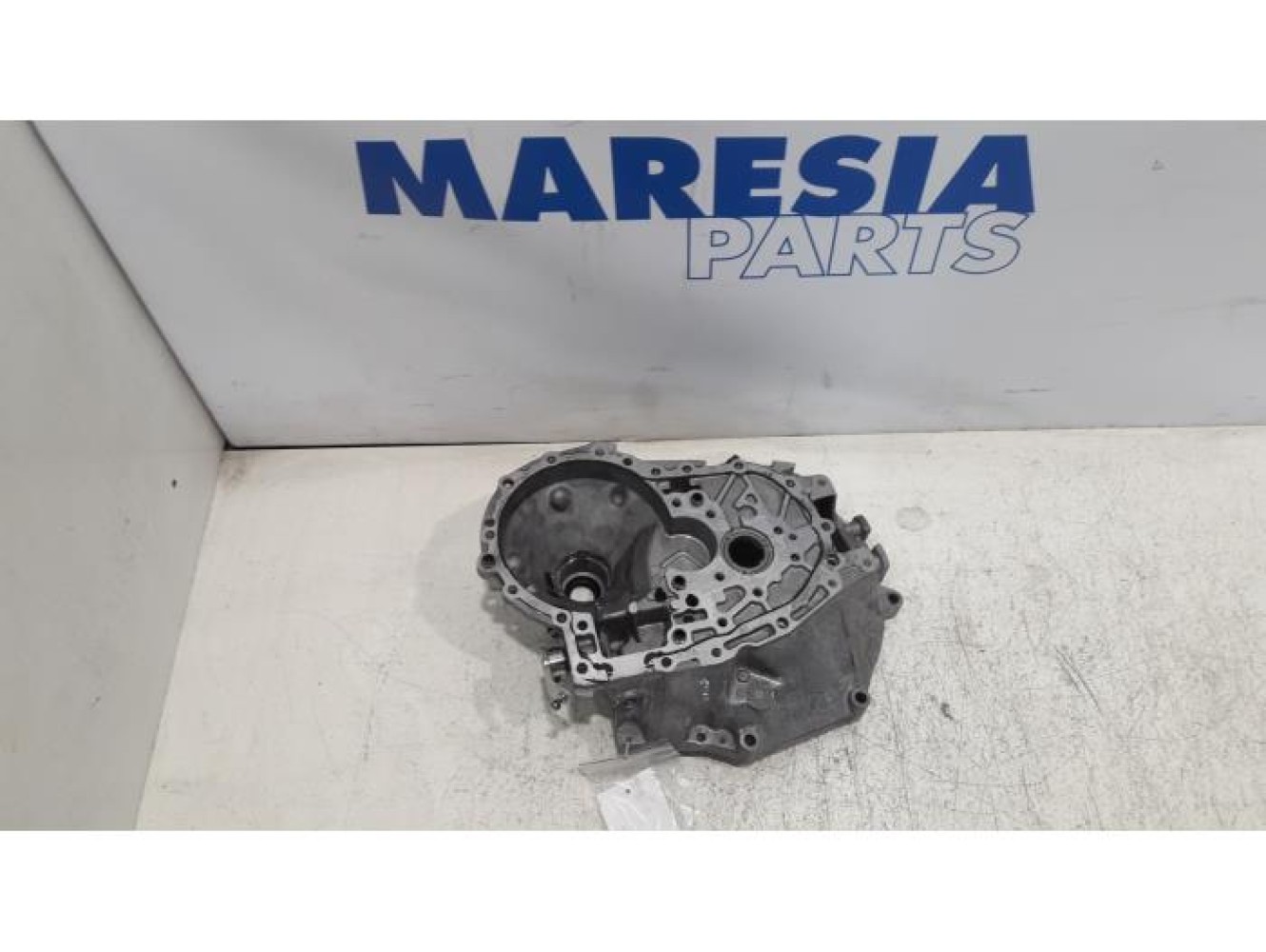 Peugeot - 208 - Gearbox casing