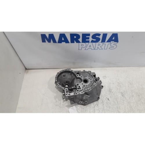 Peugeot - 208 - Gearbox casing