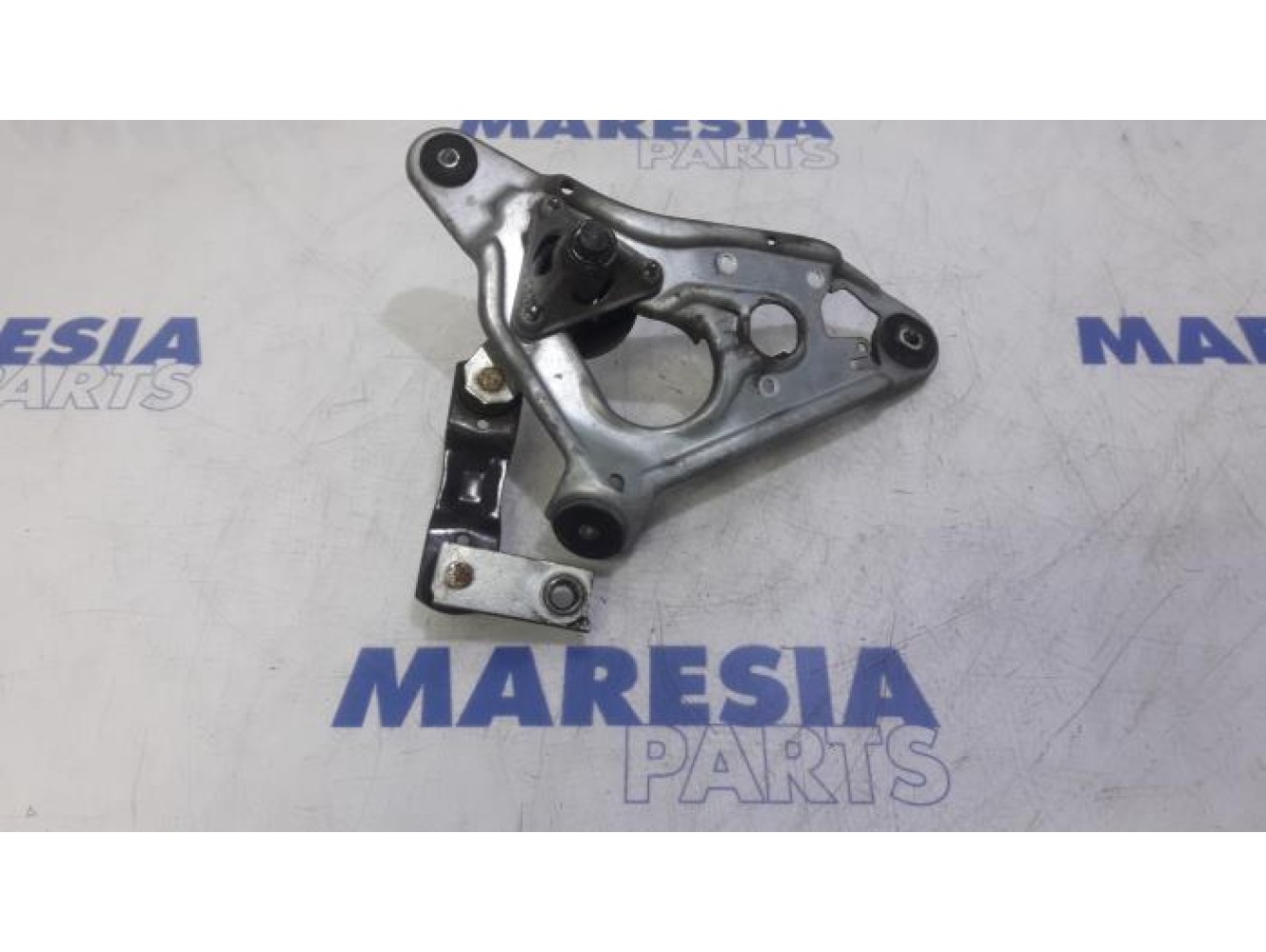 Peugeot - 508 - Wiper mechanism