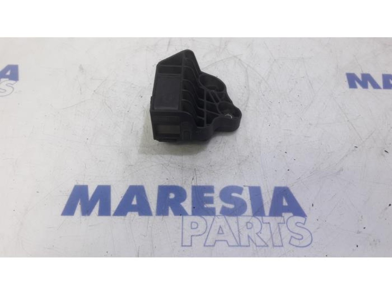 Fiat - Tipo - Support (miscellaneous)