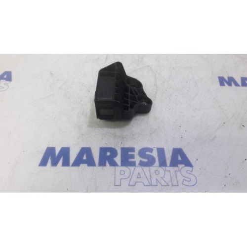 Fiat - Tipo - Support (miscellaneous)