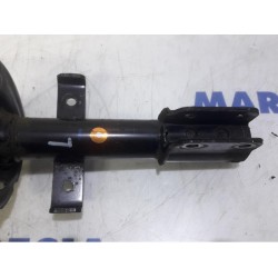 Renault - Clio - Front shock absorber rod, left