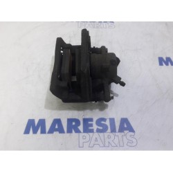 Renault - Clio - Front brake calliper, right