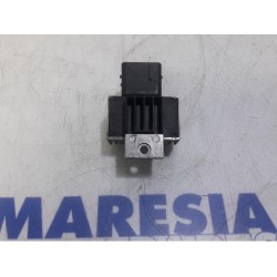 Renault - Clio - Glow plug relay