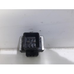 Renault - Clio - Glow plug relay