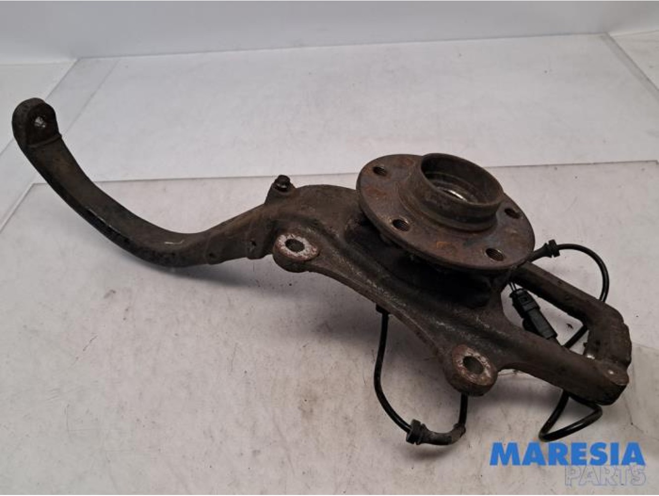 Alfa Romeo - Brera - Achsschenkel links vorne