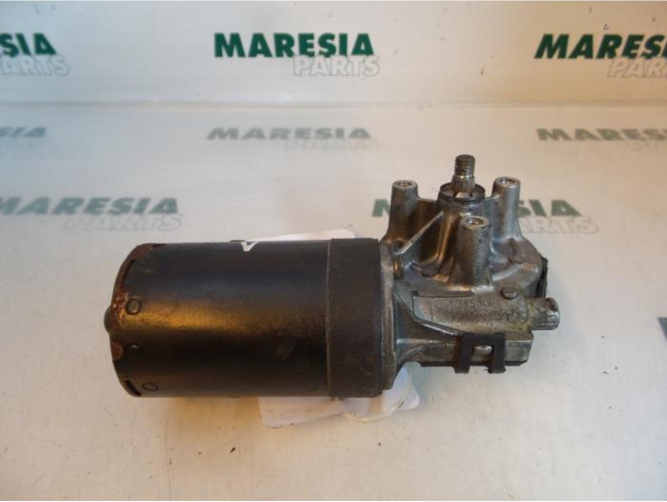 Peugeot - 206 - Front wiper motor