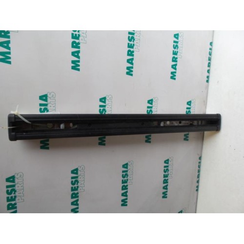 Renault - Espace - Stoel Rails links