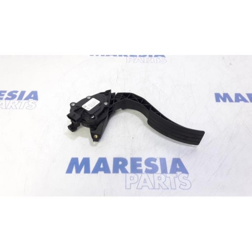 Renault - Clio - Gaspedalposition Sensor