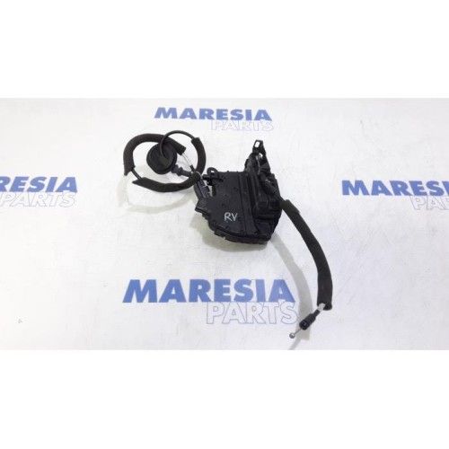 Renault - Clio - Front door lock mechanism 4-door, right