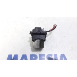 Renault - Clio - Heater resistor