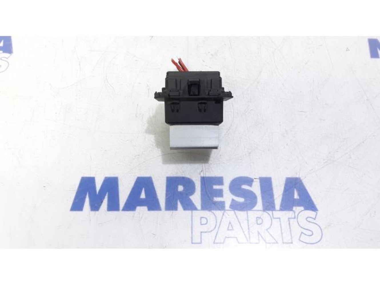 Renault - Clio - Heater resistor