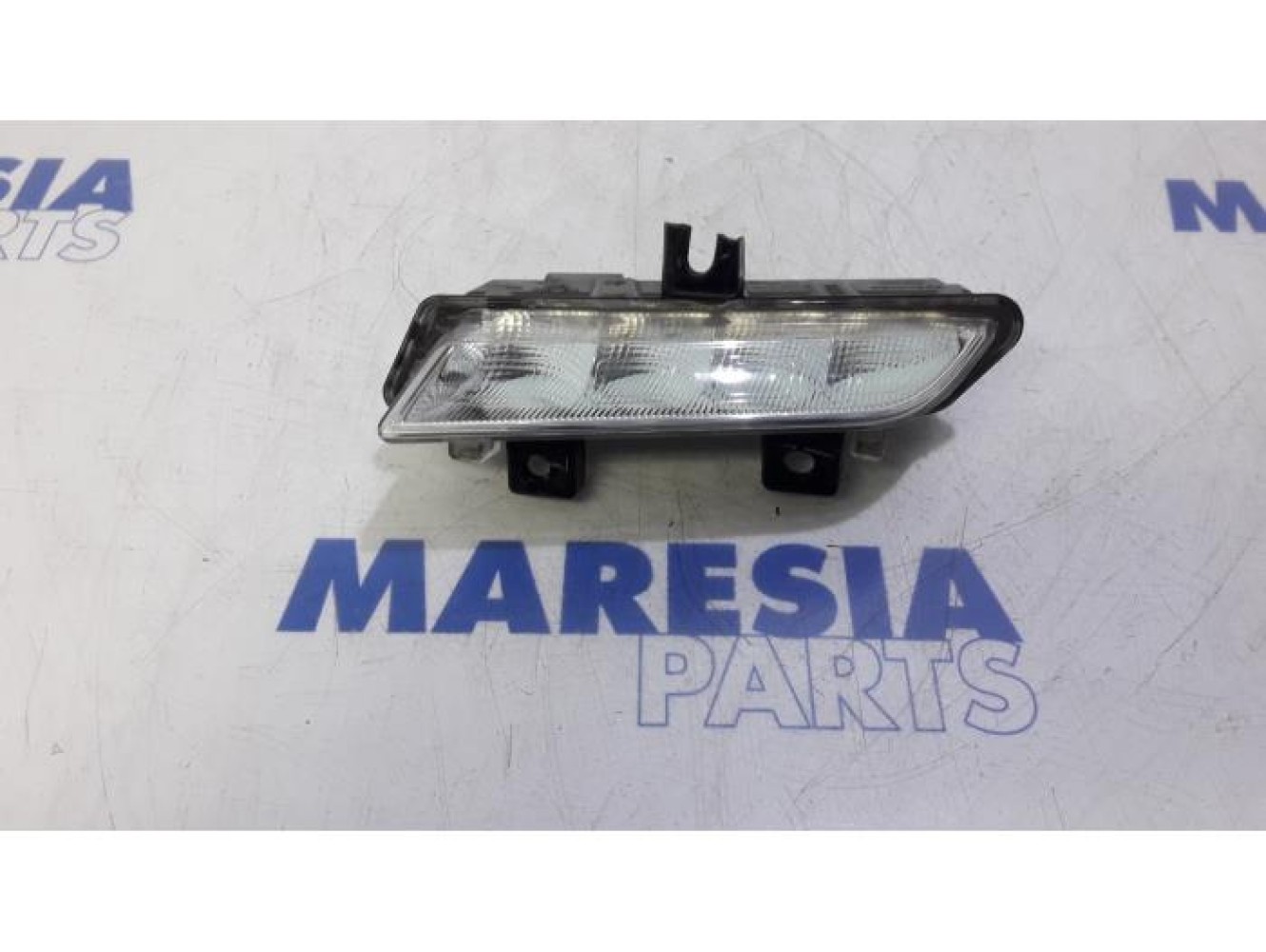 Renault - Clio - Daytime running light, left
