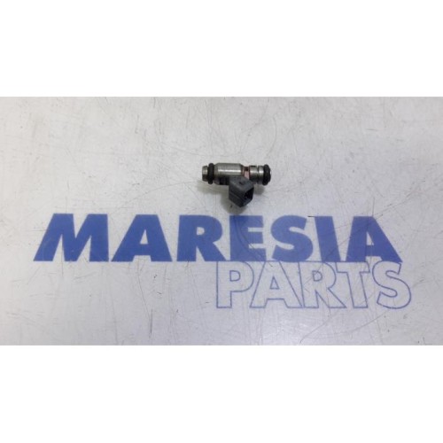 Renault - Twingo - Injector (petrol injection)