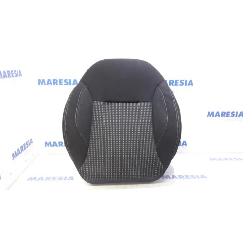Peugeot - 208 - Sitz Verkleidung links