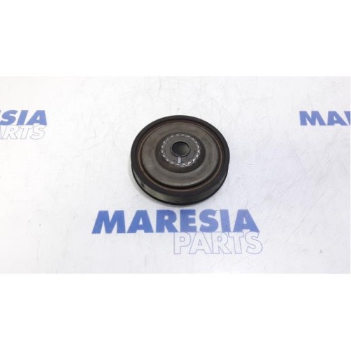 Renault - Clio - Crankshaft pulley