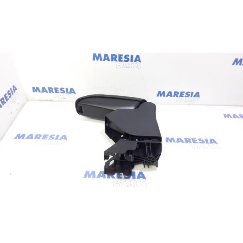 Citroen - C3 - Armrest