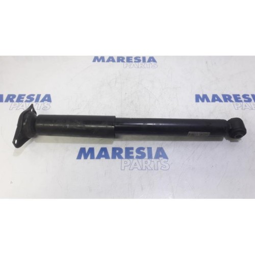 Volvo - XC60 - Rear shock absorber rod, right