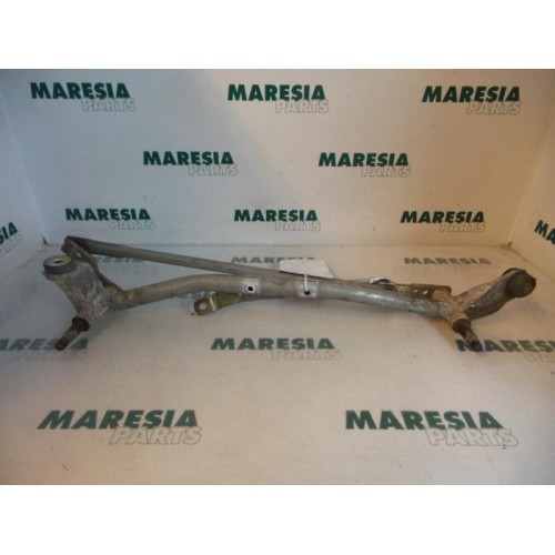 Renault - Megane - Wiper mechanism