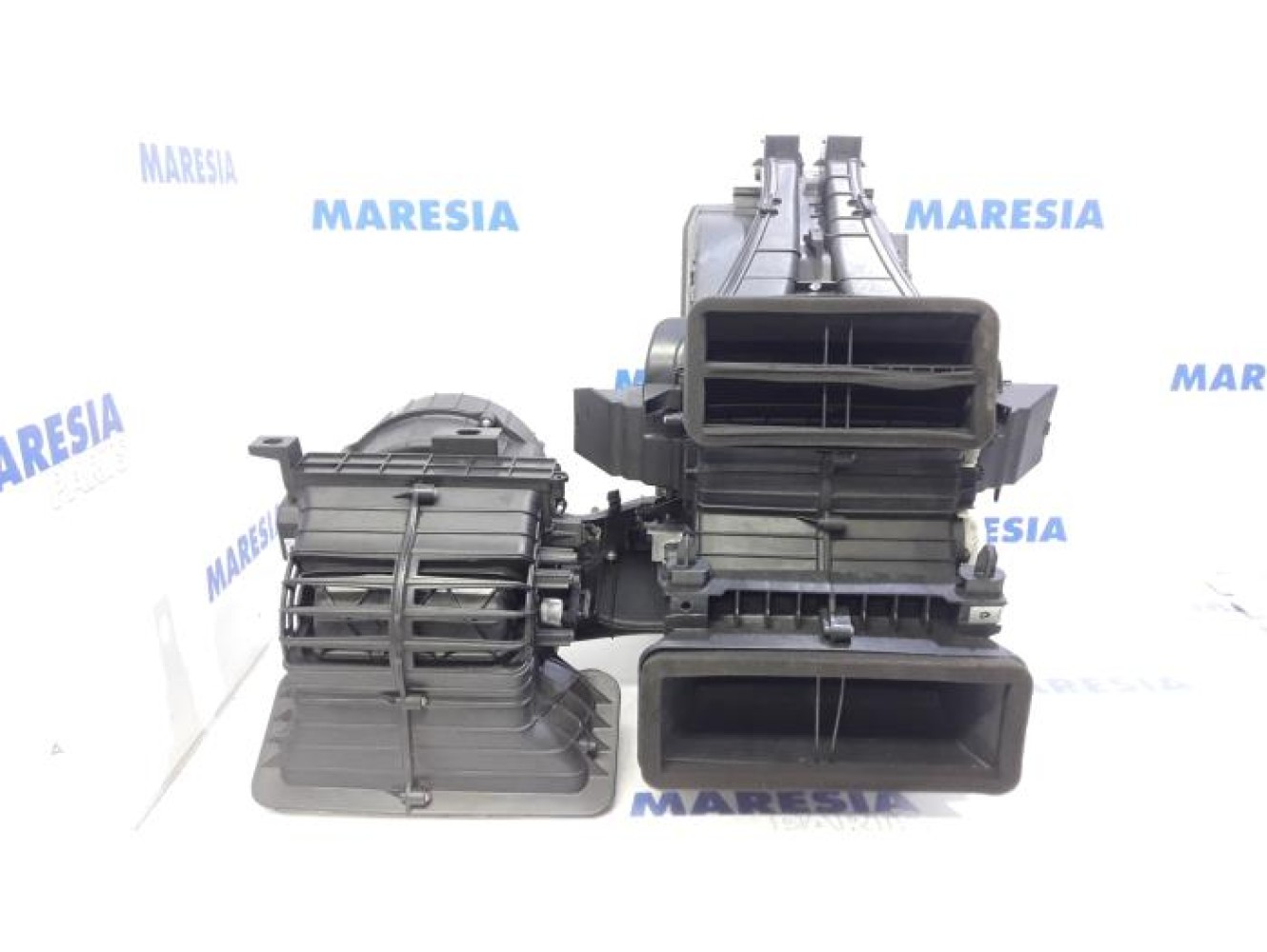 Fiat - Fiorino - Heater housing