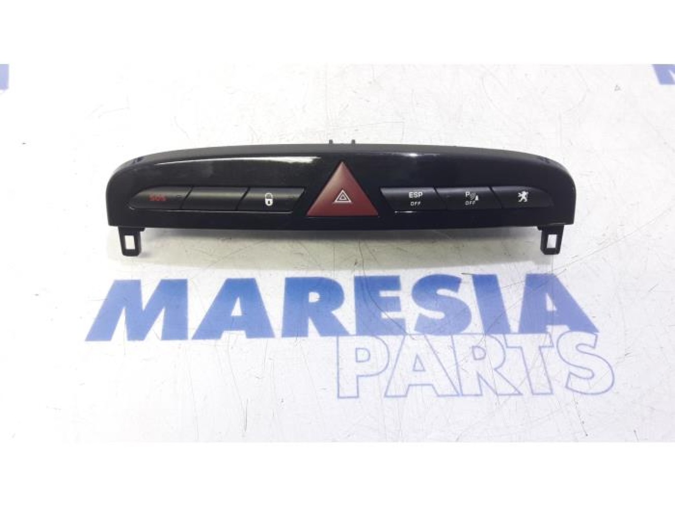 Peugeot - RCZ - Panic lighting switch