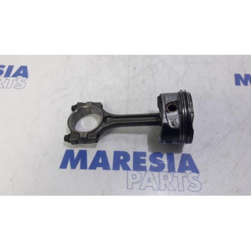 Alfa Romeo - Brera - Piston