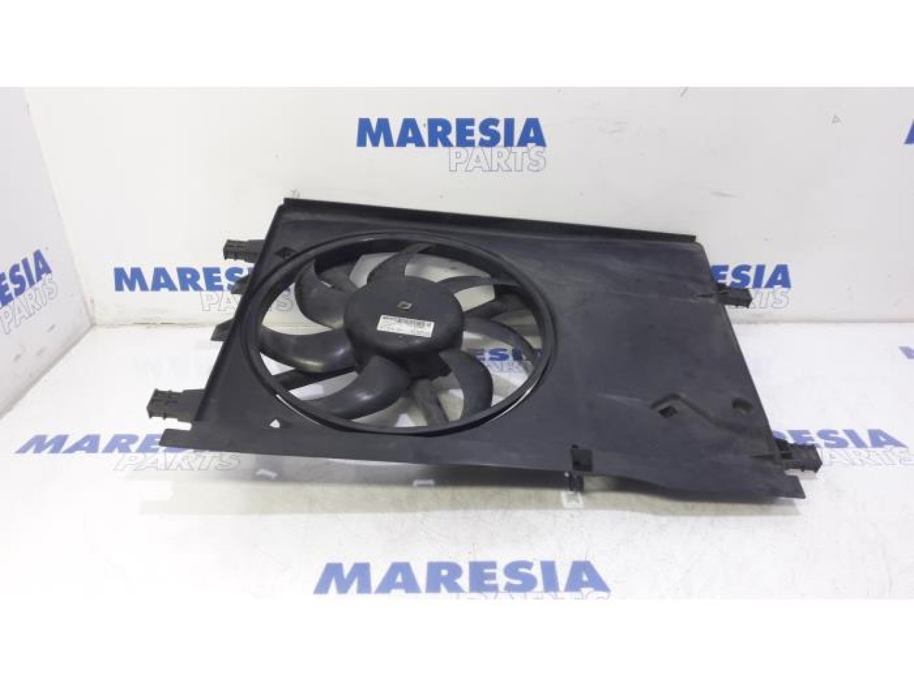 Fiat - Fiorino - Fan motor