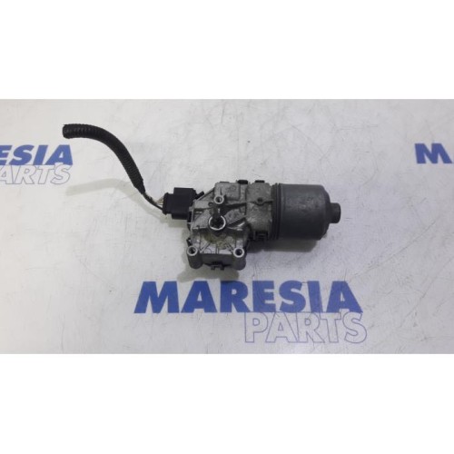 Fiat - Doblo - Front wiper motor