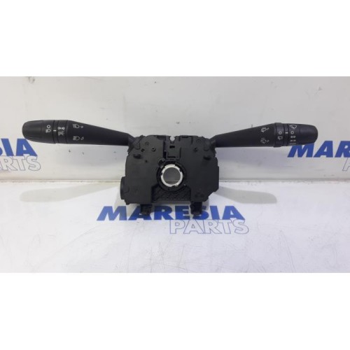 Alfa Romeo - Giulietta - Steering column stalk