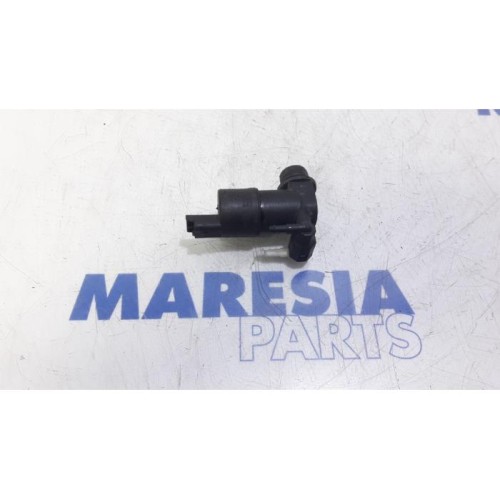 Citroen - C3 - Windscreen washer pump