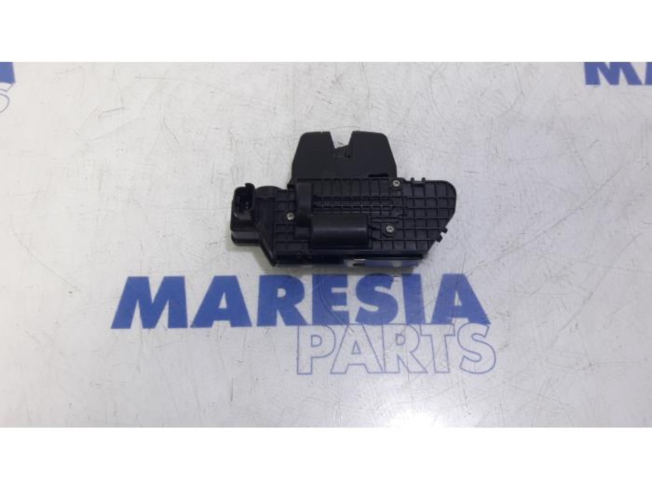 Citroen - C3 - Tailgate lock mechanism