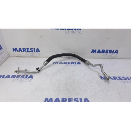 Renault - Megane - Air conditioning line