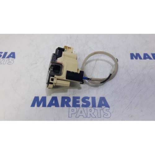 Fiat - Panda - Front door lock mechanism 4-door, right