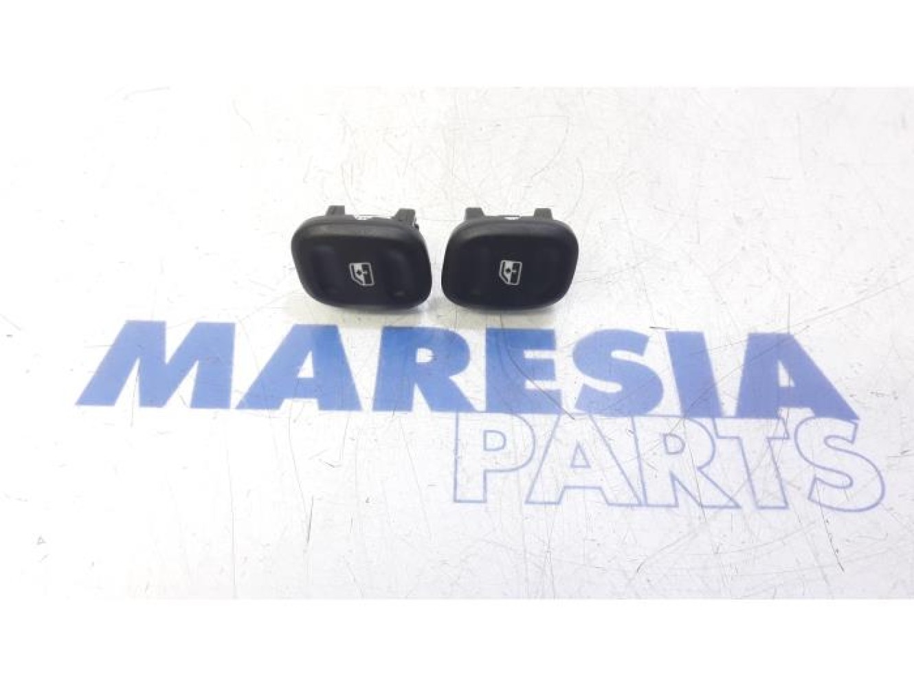 Fiat - Panda - Multi-functional window switch