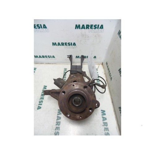 Peugeot - 206 - Knuckle, front right