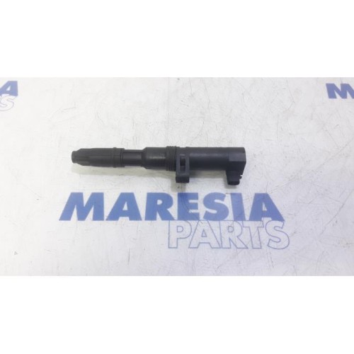 Renault - Megane Scenic - Ignition coil