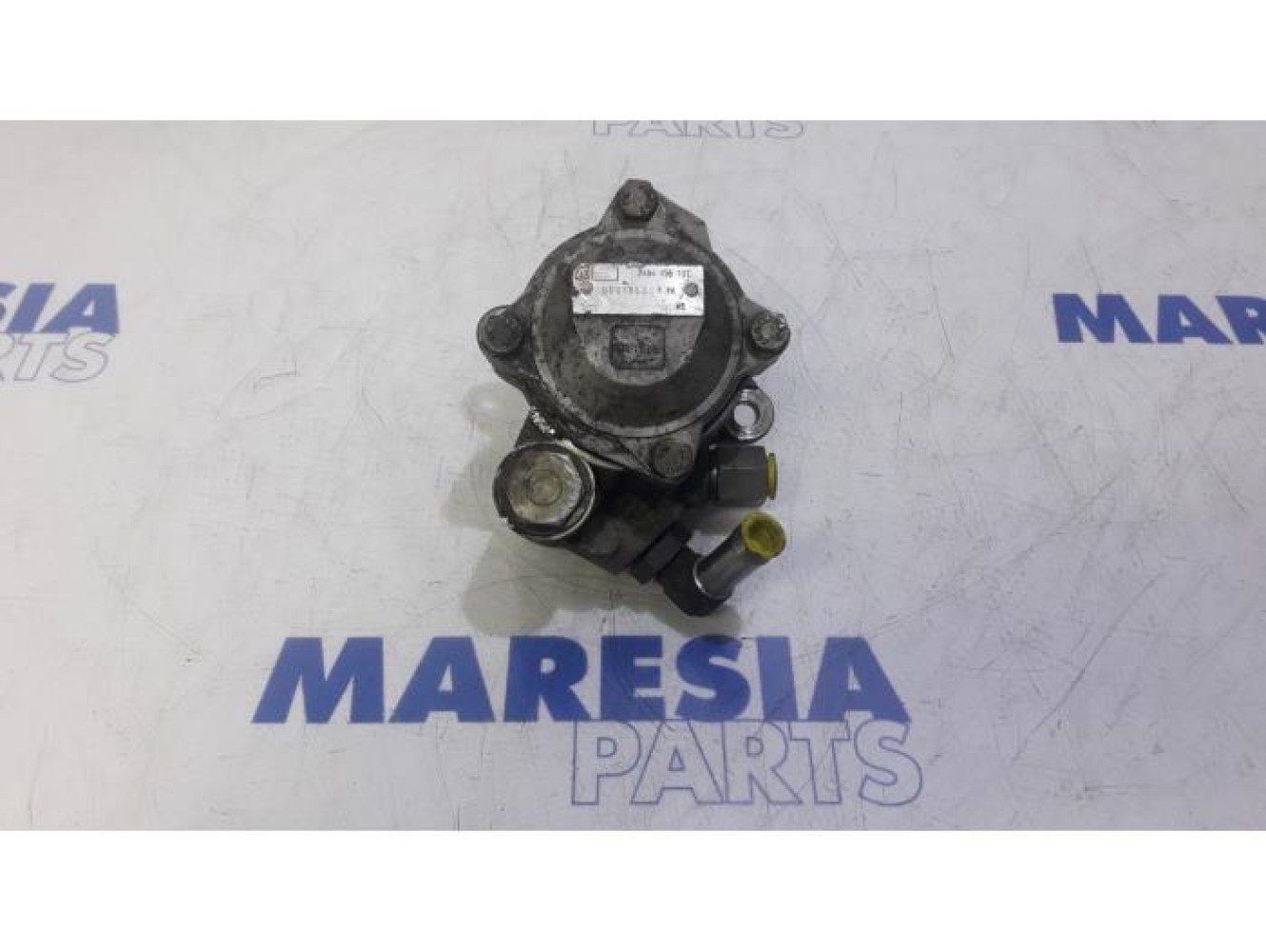 Renault - Master - Power steering pump
