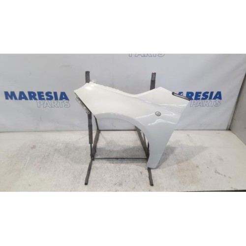 Fiat - 500 - Front wing, left