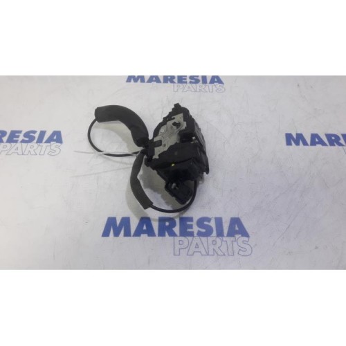 Renault - Megane - Deurslot Mechaniek 4Deurs links-achter