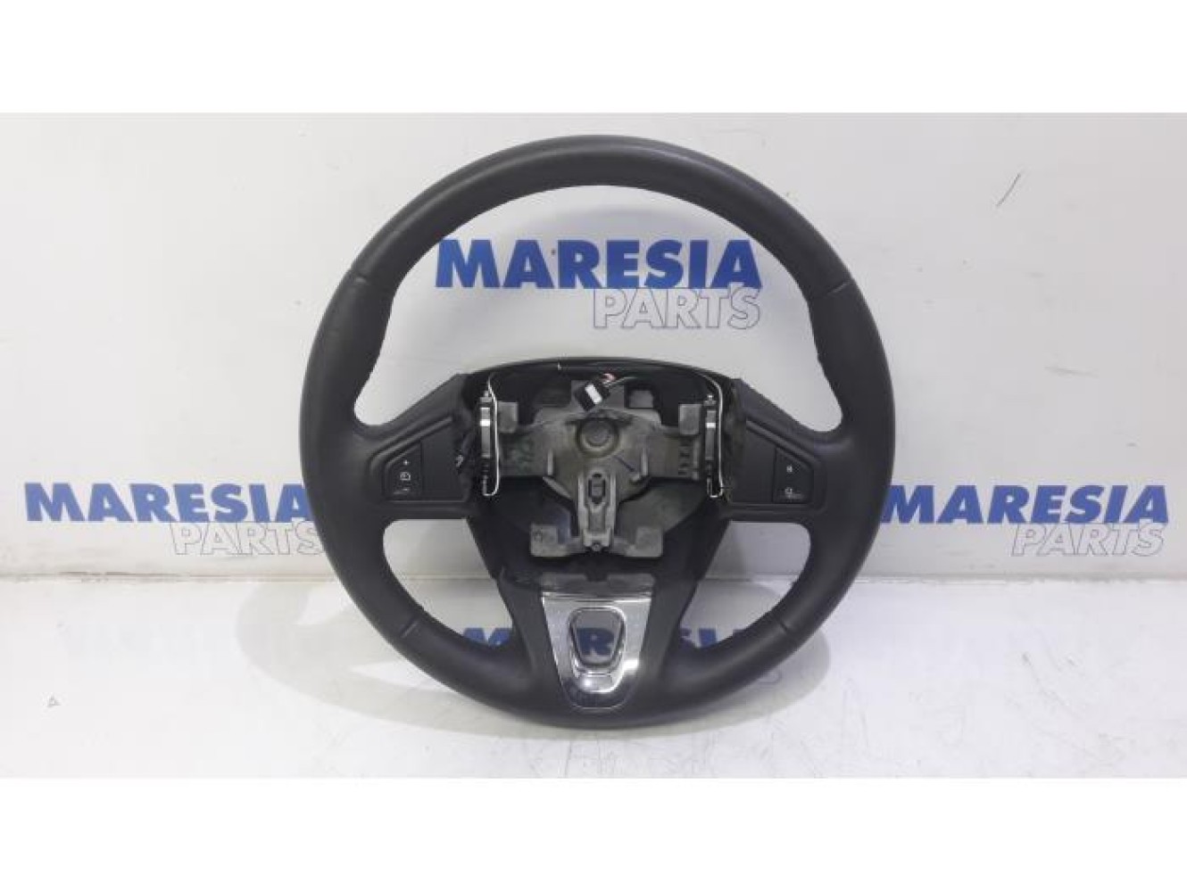 Renault - Megane - Steering wheel