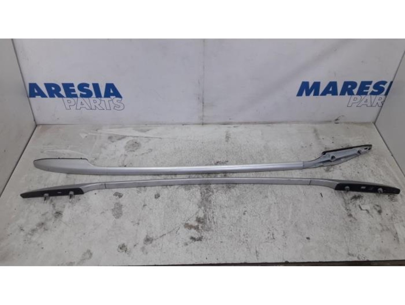 Renault - Megane - Kit rails de toit