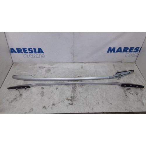 Renault - Megane - Kit rails de toit
