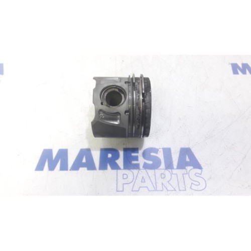 Peugeot - 508 - Piston