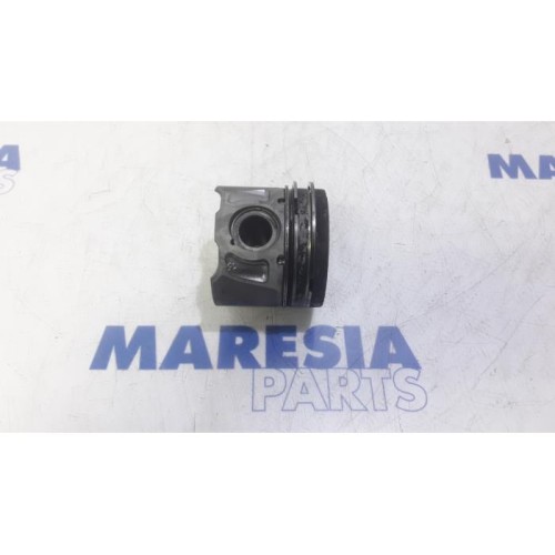 Peugeot - 508 - Piston