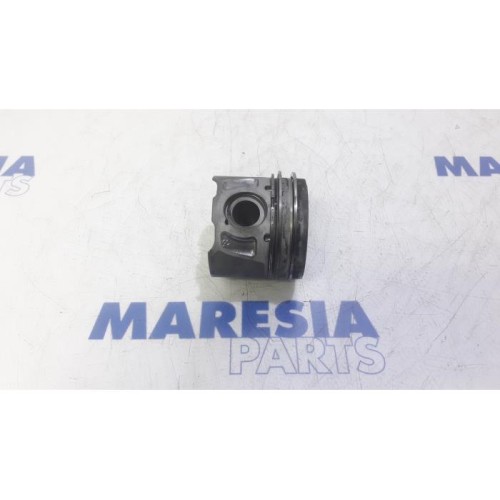 Peugeot - 508 - Piston