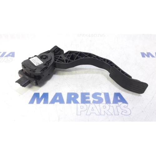 Peugeot - 207 - Gaspedaalpositie Sensor