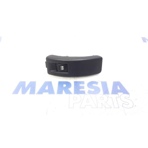 Peugeot - 207 - Switch