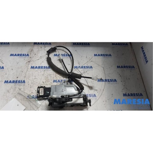 Citroen - C5 - Rear door lock mechanism 4-door, left