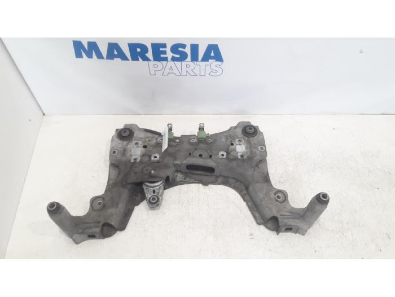 Renault - Scenic - Subframe