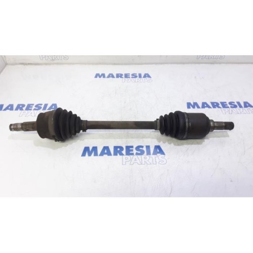 Fiat - 500 - Aandrijfas links-voor